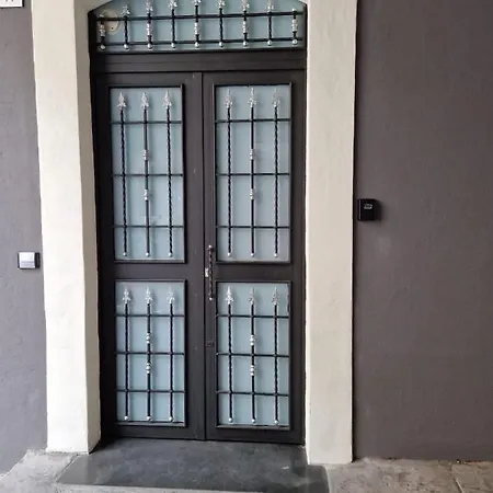 Bed & Breakfast Lnd *