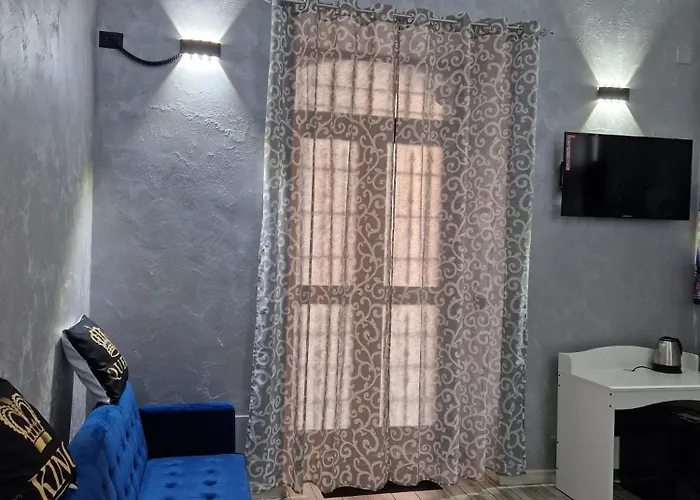 Alojamento de Acomodação e Pequeno-almoço Lnd *